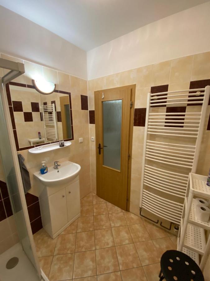 Apartment Martinec Nové Město nad Metují Exteriör bild